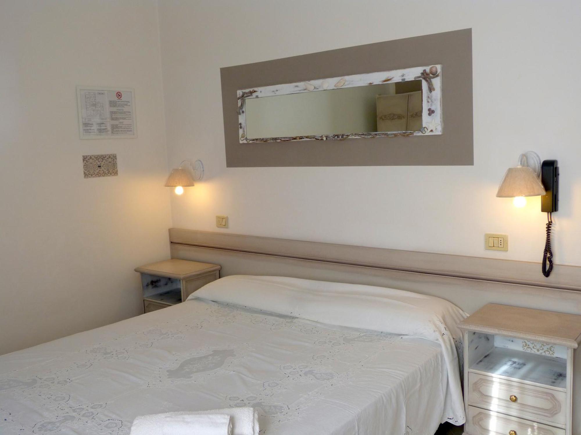 Hotel D'Annunzio Cattolica Extérieur photo