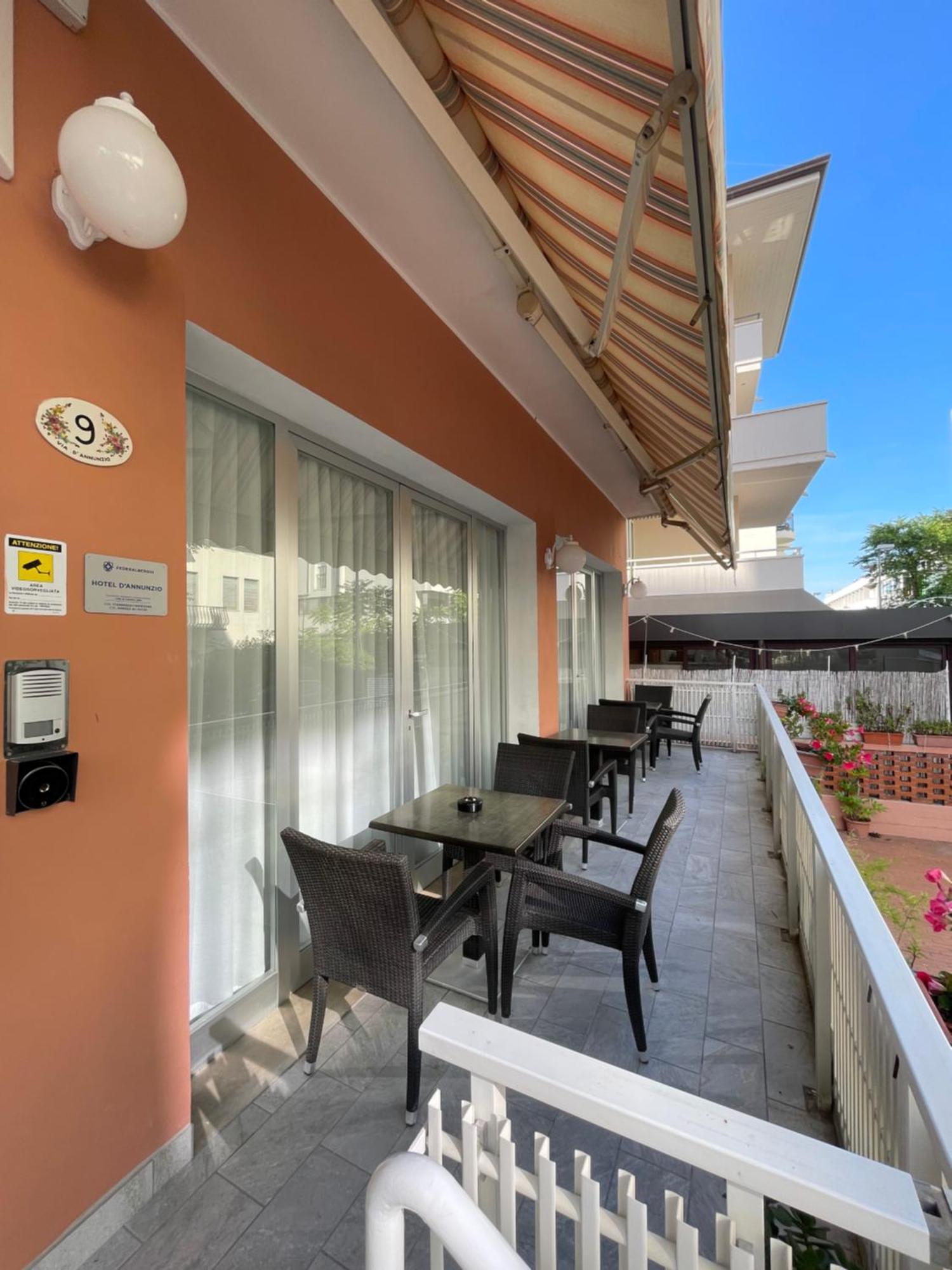 Hotel D'Annunzio Cattolica Extérieur photo